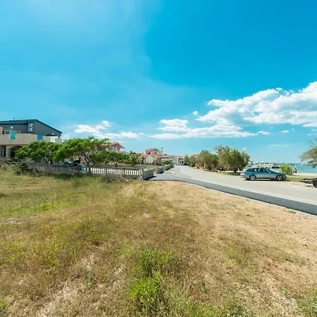 Apartmán By The Sea - 18588 *